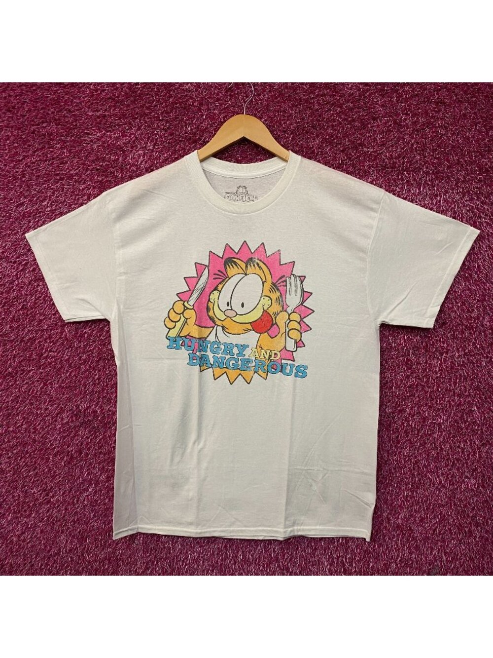 Garfield Hungry and Dangerous Graphic T-Shirt Large